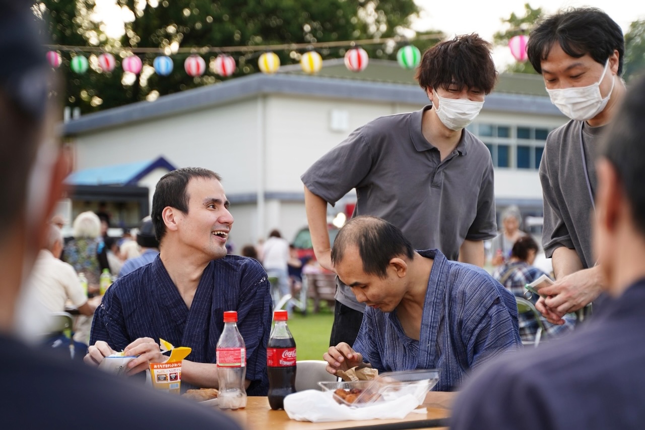 愛名やまゆり園 2025納涼祭 利用者さん1