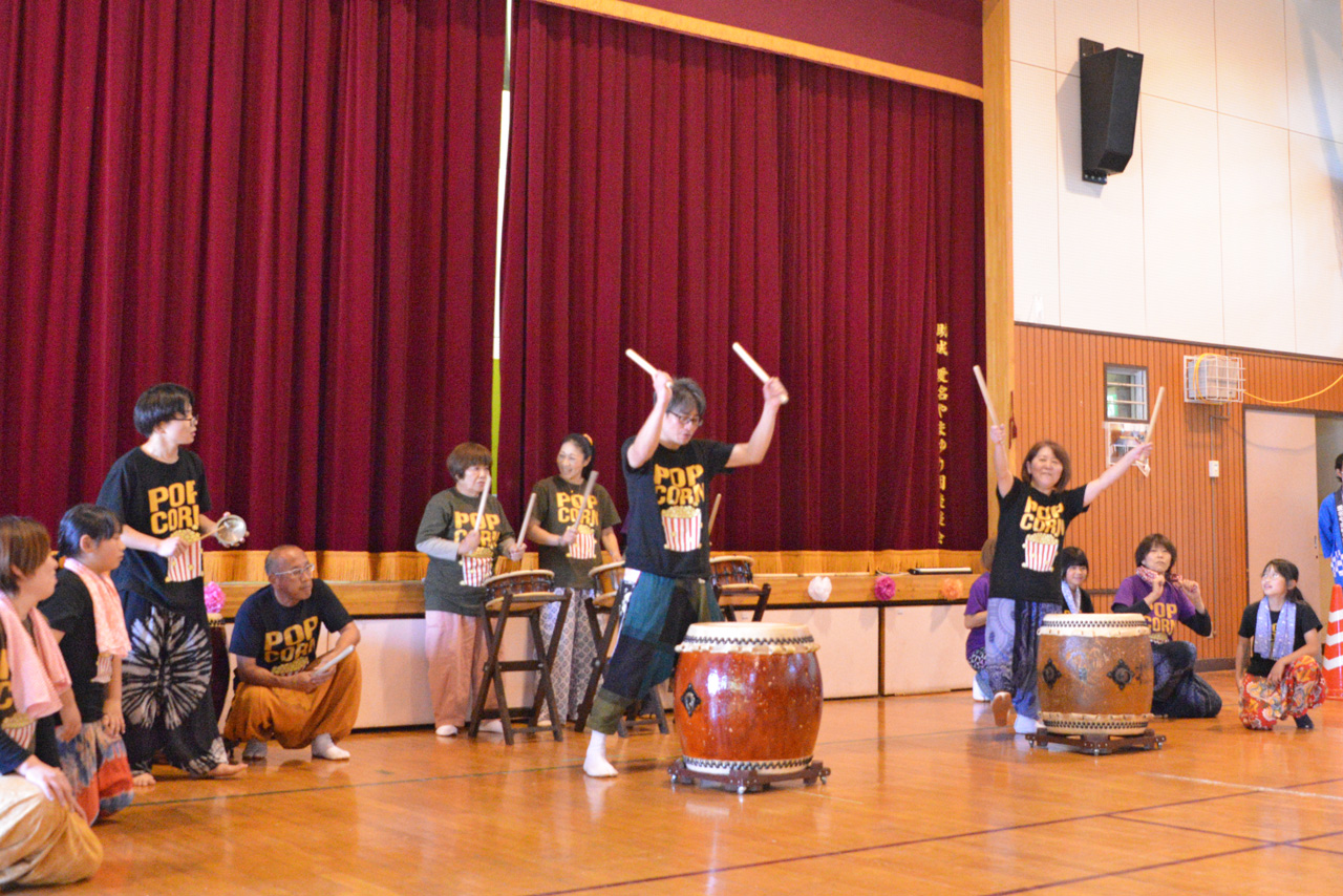 第34回あいなまつり 会場の様子（和太鼓 ポップコーンのみなさん）