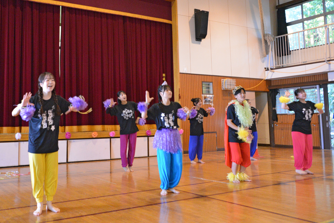 第34回あいなまつり 会場の様子（JOGOJOGOのみなさん）